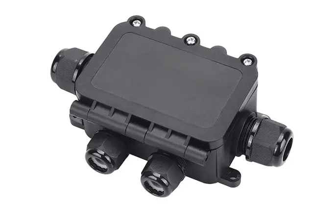 2068-4ta-straight-through-4-way-junction-box-waterproof-ip68-junction-box-outdoor-waterproof-electrical-box-2.jpg